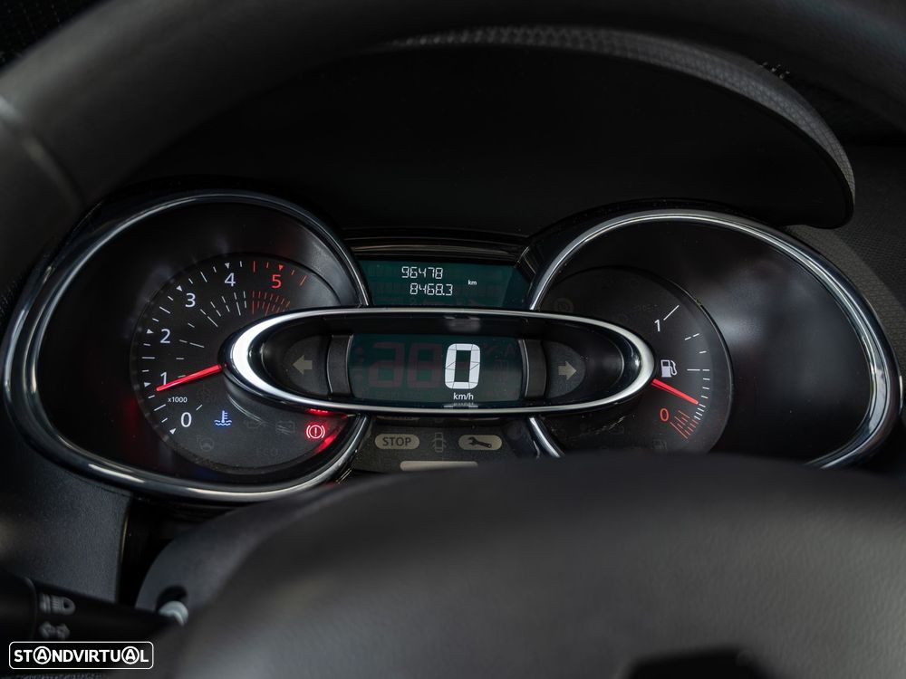 Renault Clio 1.5 dCi Zen - 23