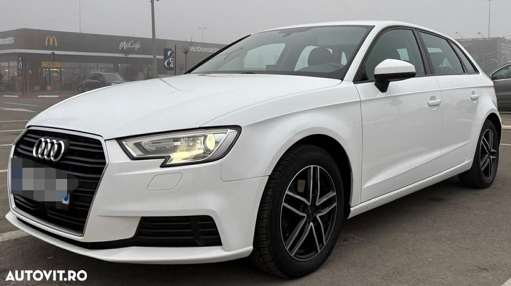 Audi A3 1.4 TFSI COD Ambiente - 9