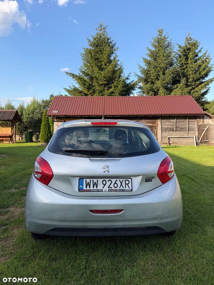 Peugeot 208 1.4 HDi Access - 2