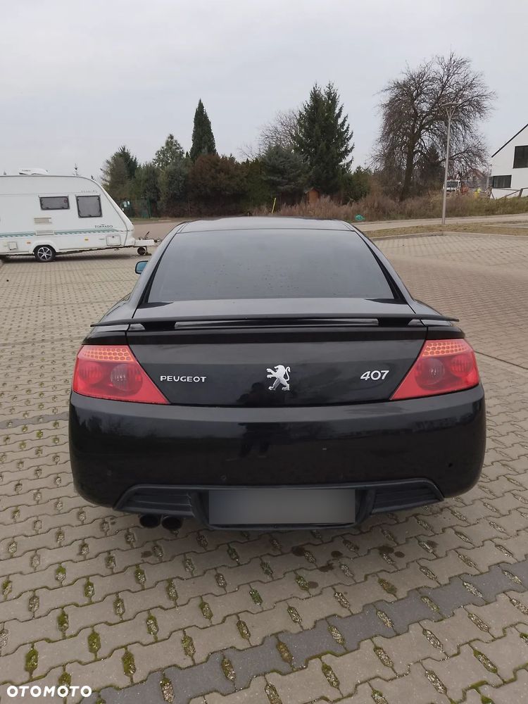 Peugeot 407 - 9