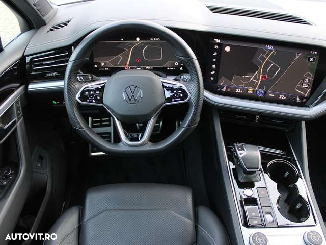 Volkswagen Touareg - 12
