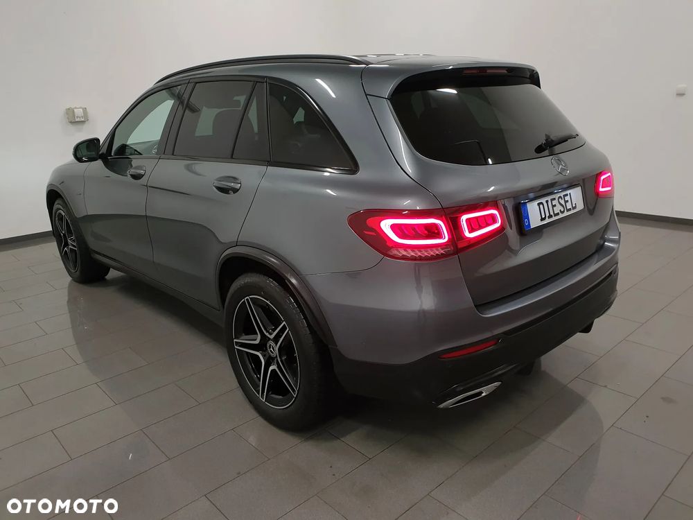 Mercedes-Benz GLC - 4