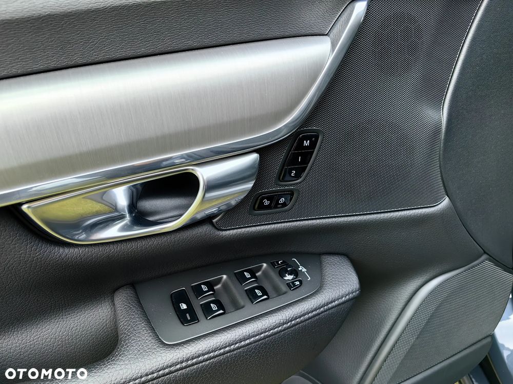 Volvo S90 D3 Momentum - 23