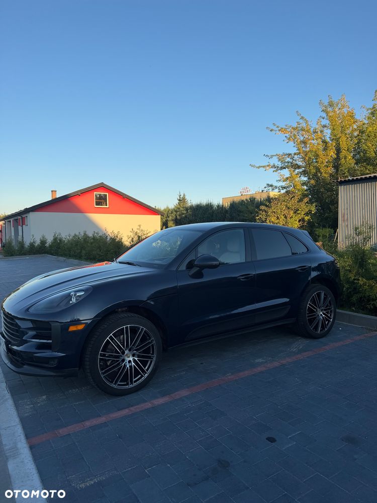 Porsche Macan - 3
