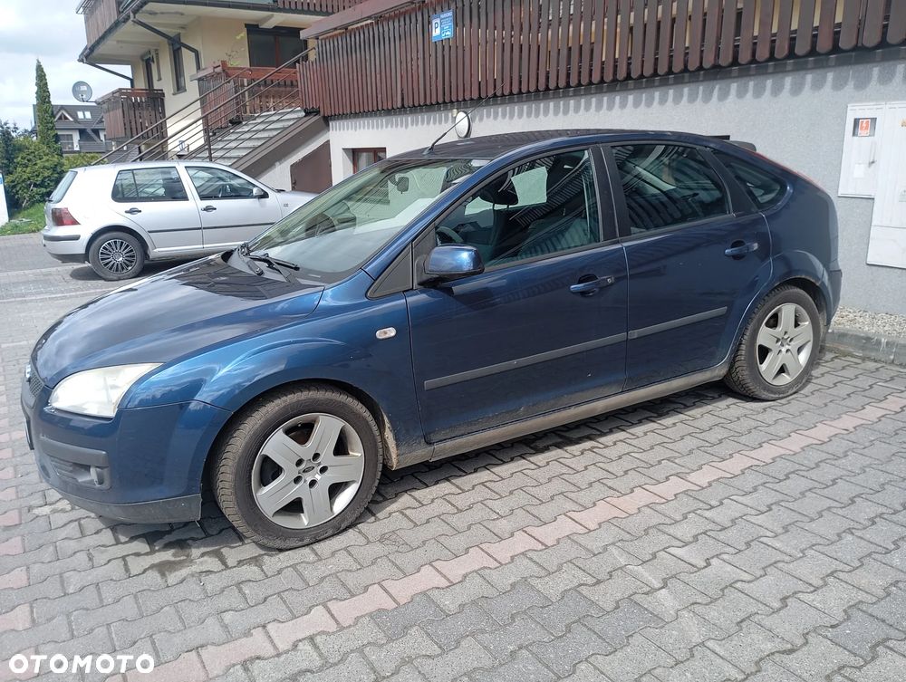 Ford Focus 1.6 Ambiente - 3