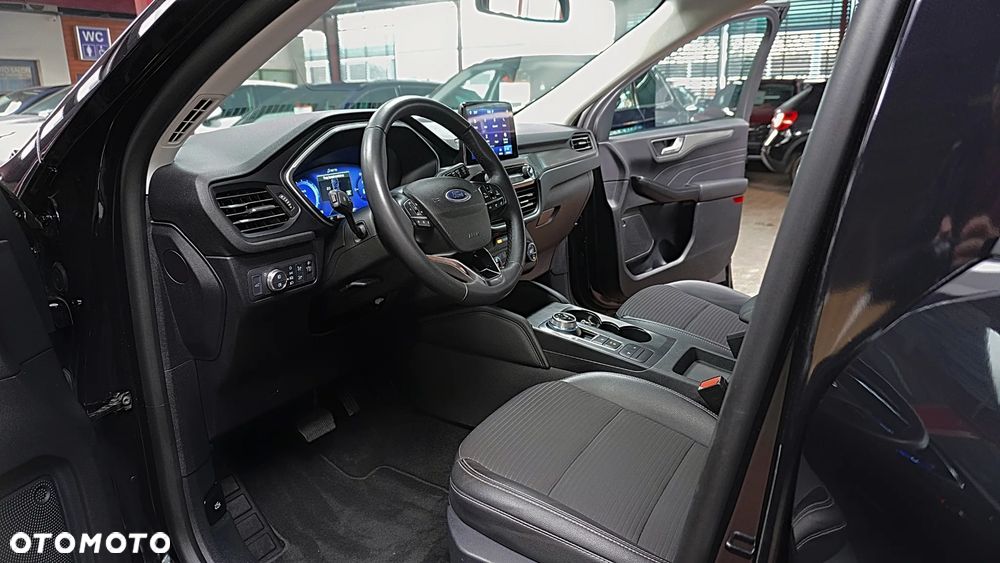 Ford Kuga ver-2-5-fhev-fwd-titanium-x - 13