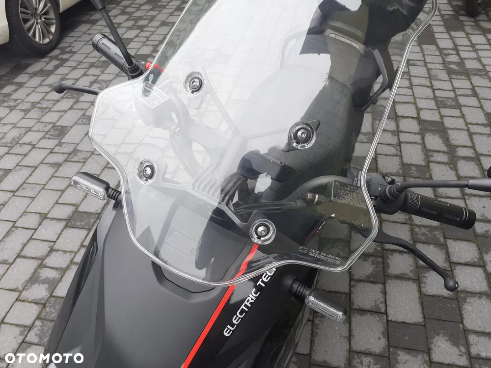 Super Soco CPx - 24