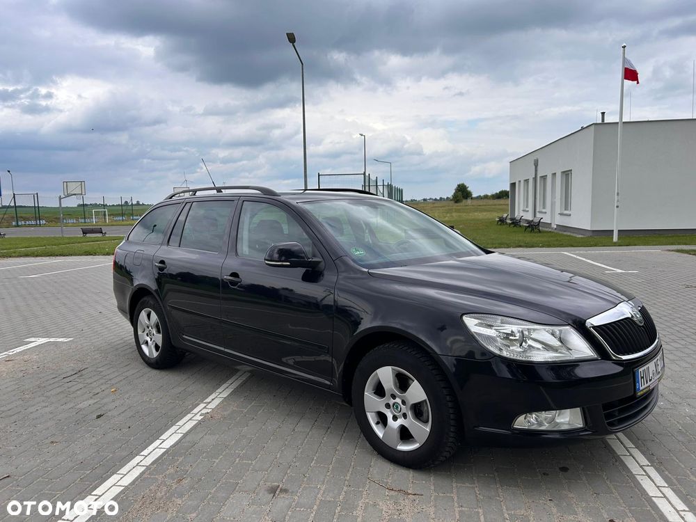 Skoda Octavia 2.0 TDI DPF Elegance DSG - 1