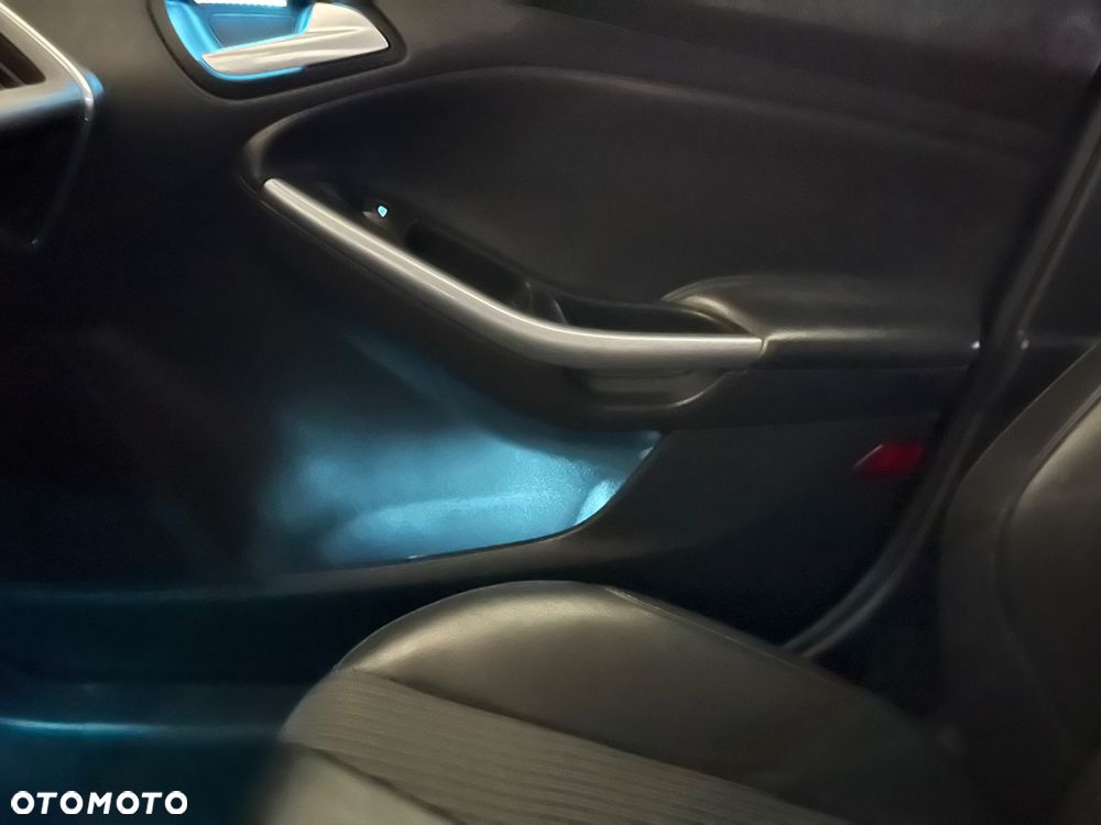 Ford Focus 1.0 EcoBoost Start-Stopp-System Business Edition - 36