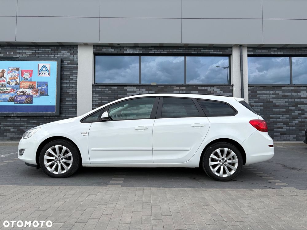 Opel Astra 1.4 150 Jahre - 4