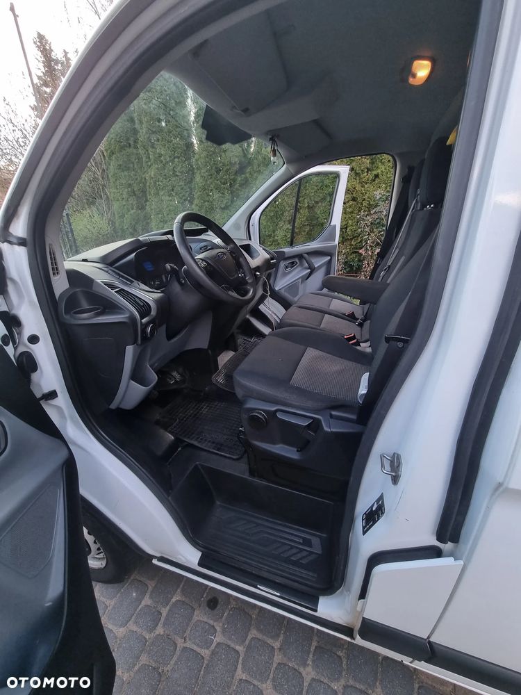Ford Transit Custom - 9