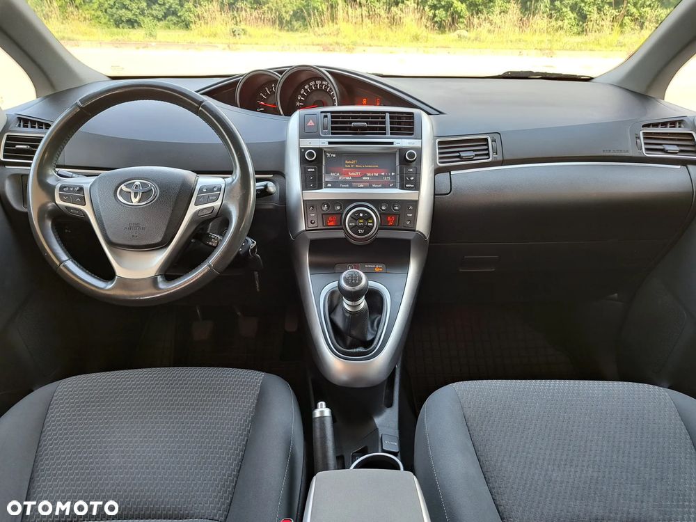 Toyota Verso - 23