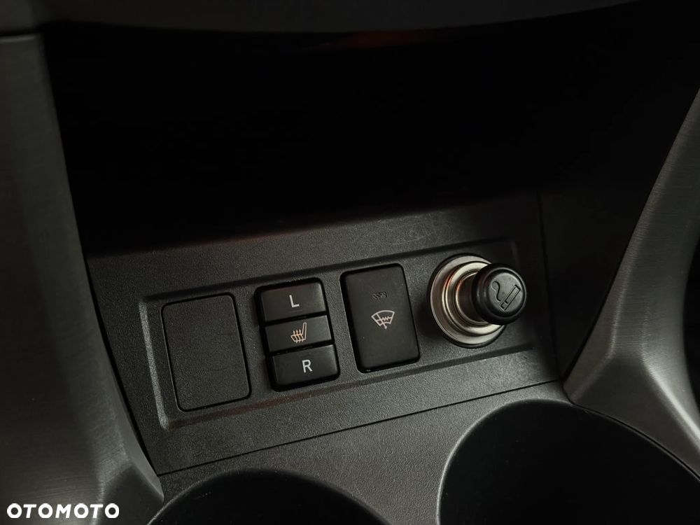 Toyota RAV4 2.2 D-4D Sol 180 - 39