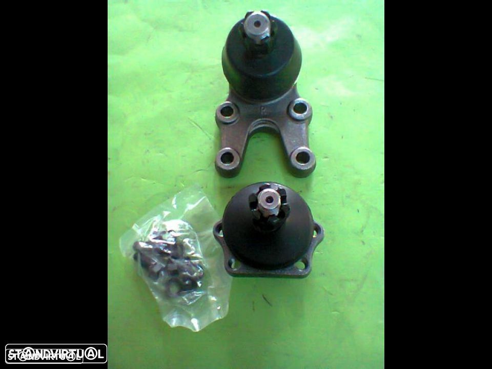 Rotulas de suspensão Nissan Pickup 720 ( novas ) - 1