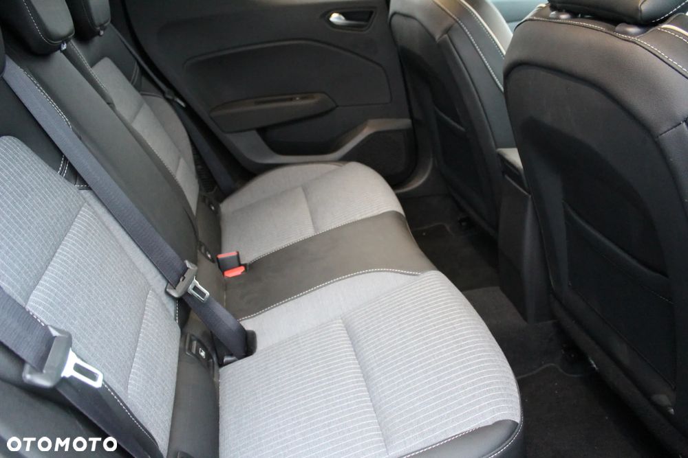 Renault Clio 1.6 E-TECH Intens - 9