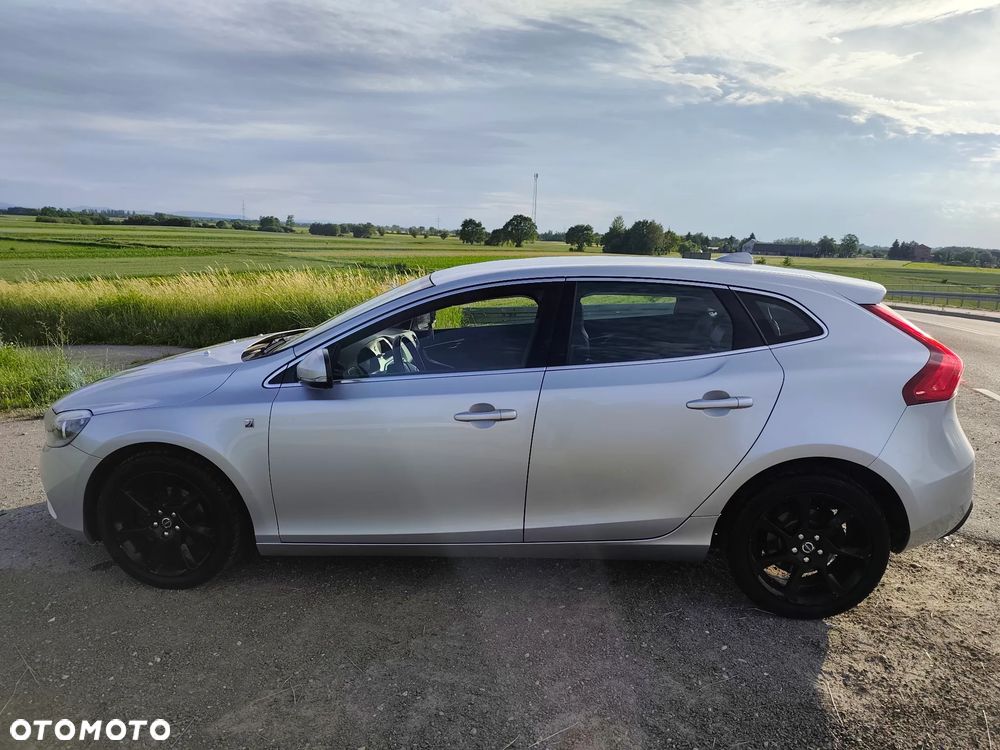 Volvo V40 D2 Ocean Race - 6