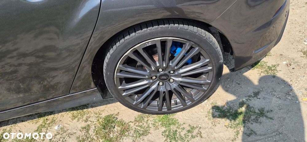 Ford Focus - 23