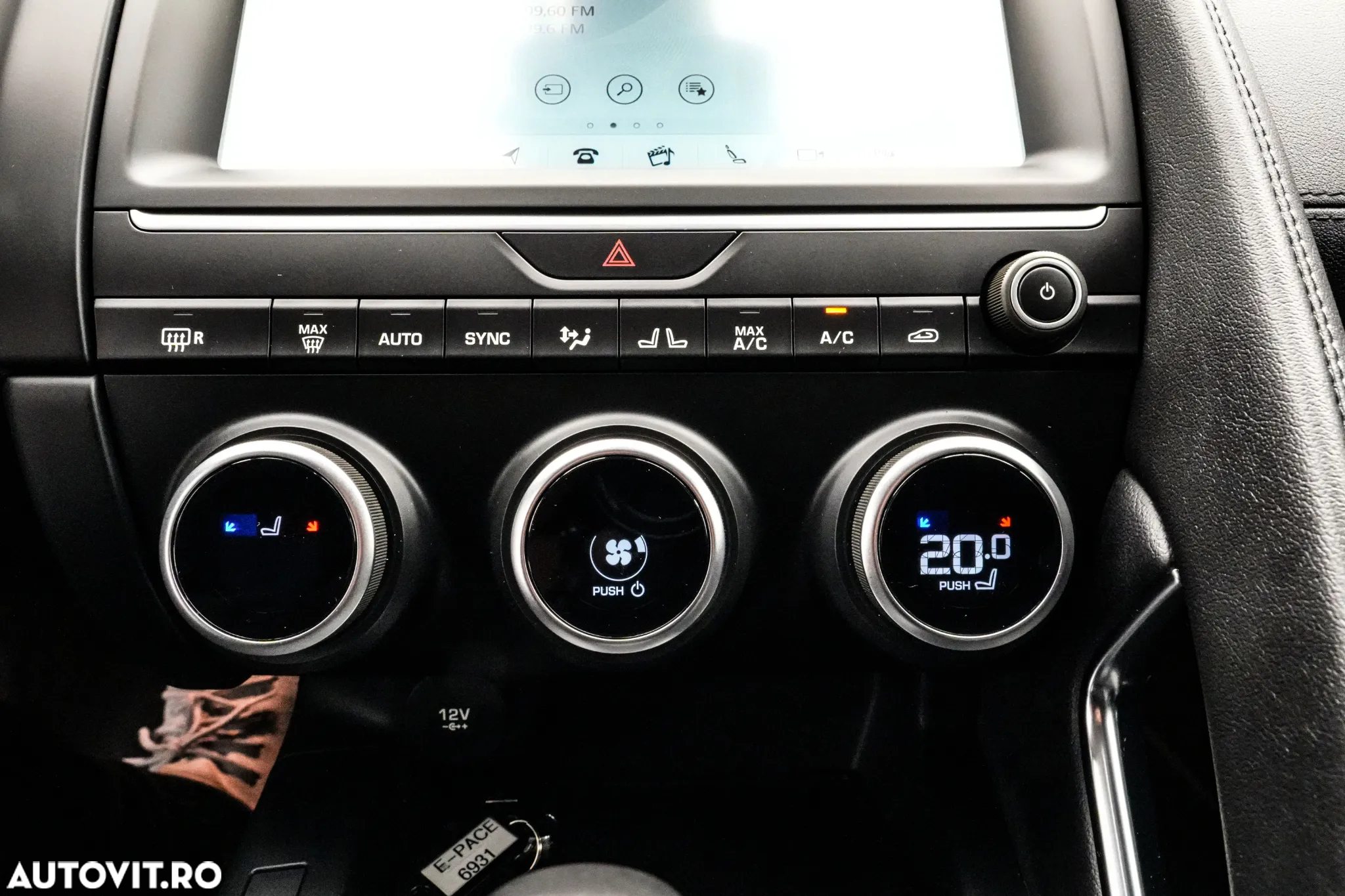 Jaguar E-Pace D150 AWD S - 21