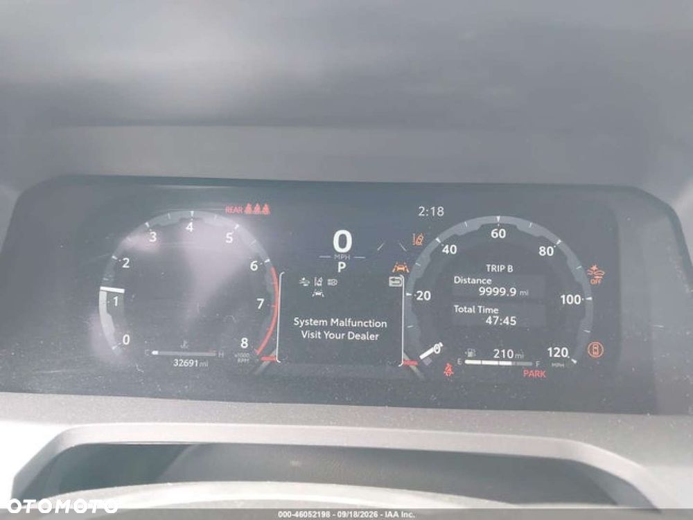 Toyota Tacoma - 12