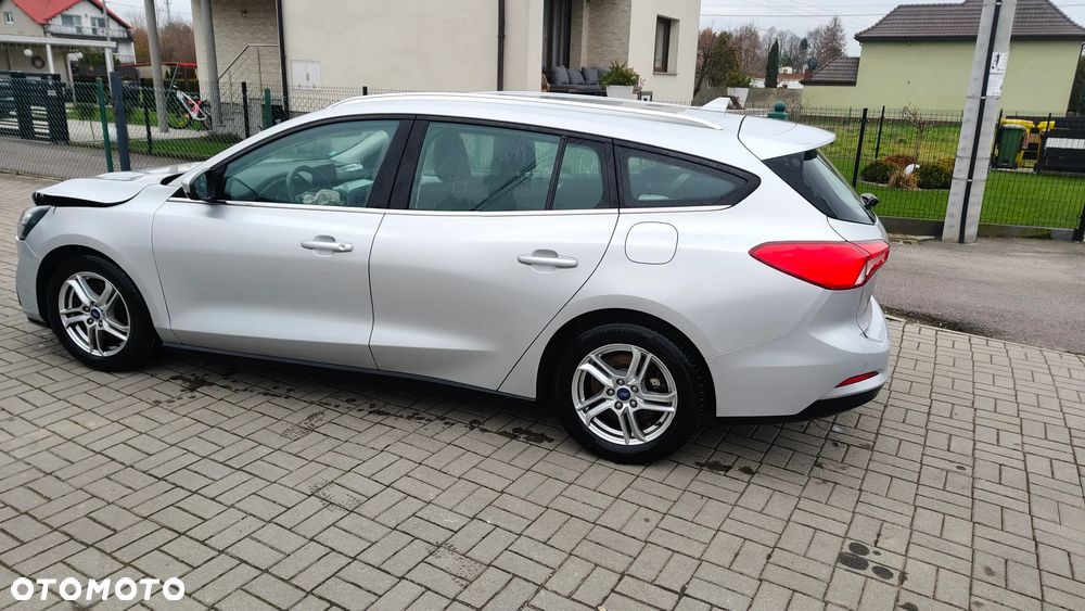 Ford Focus 1.5 EcoBlue SCR Titanium - 1