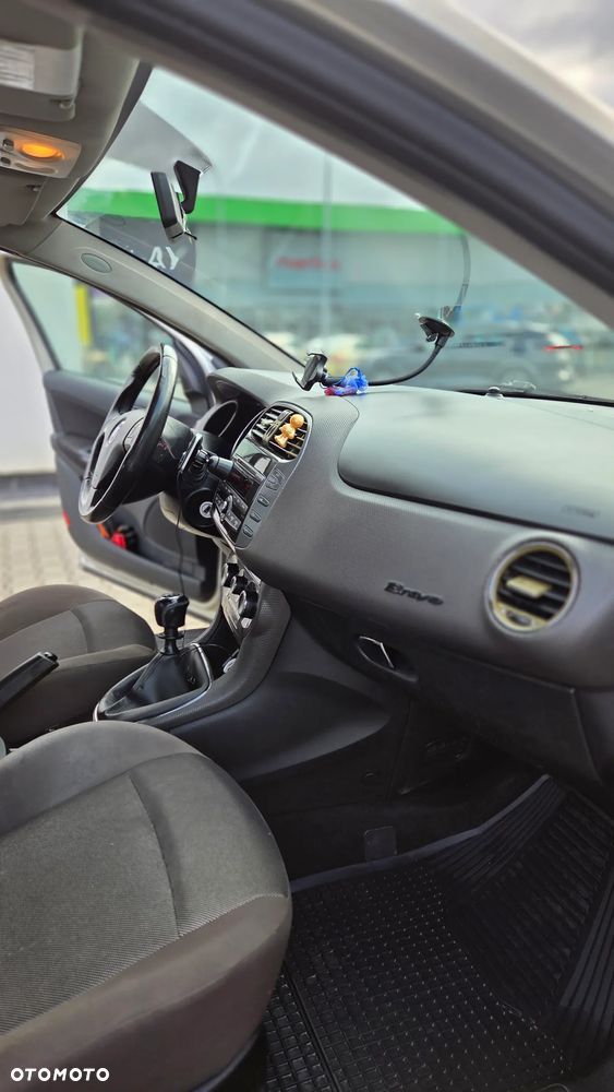 Fiat Bravo 1.4 T-JET 16V Dynamic - 19