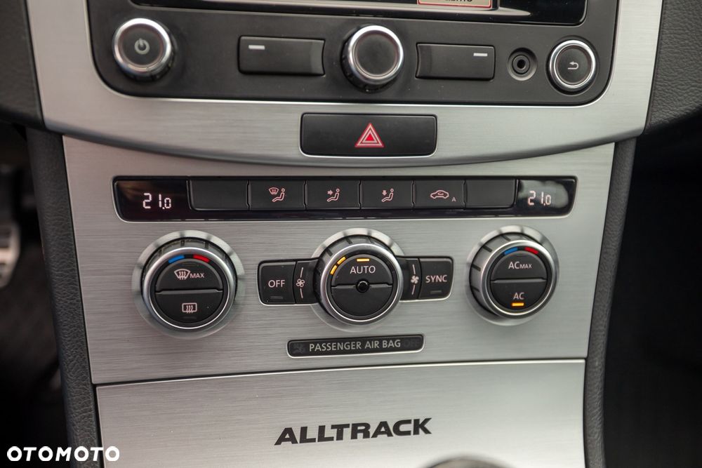 Volkswagen Passat 2.0 TDI DPF 4Mot Comfortline - 26