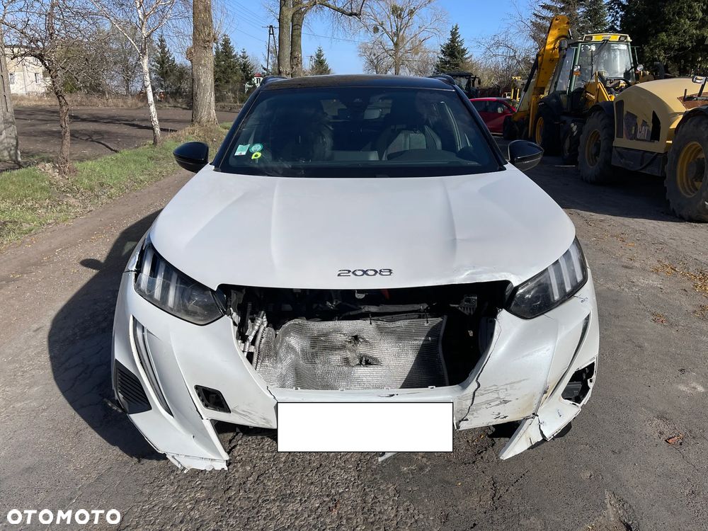 Peugeot 2008 50kWh GT - 35