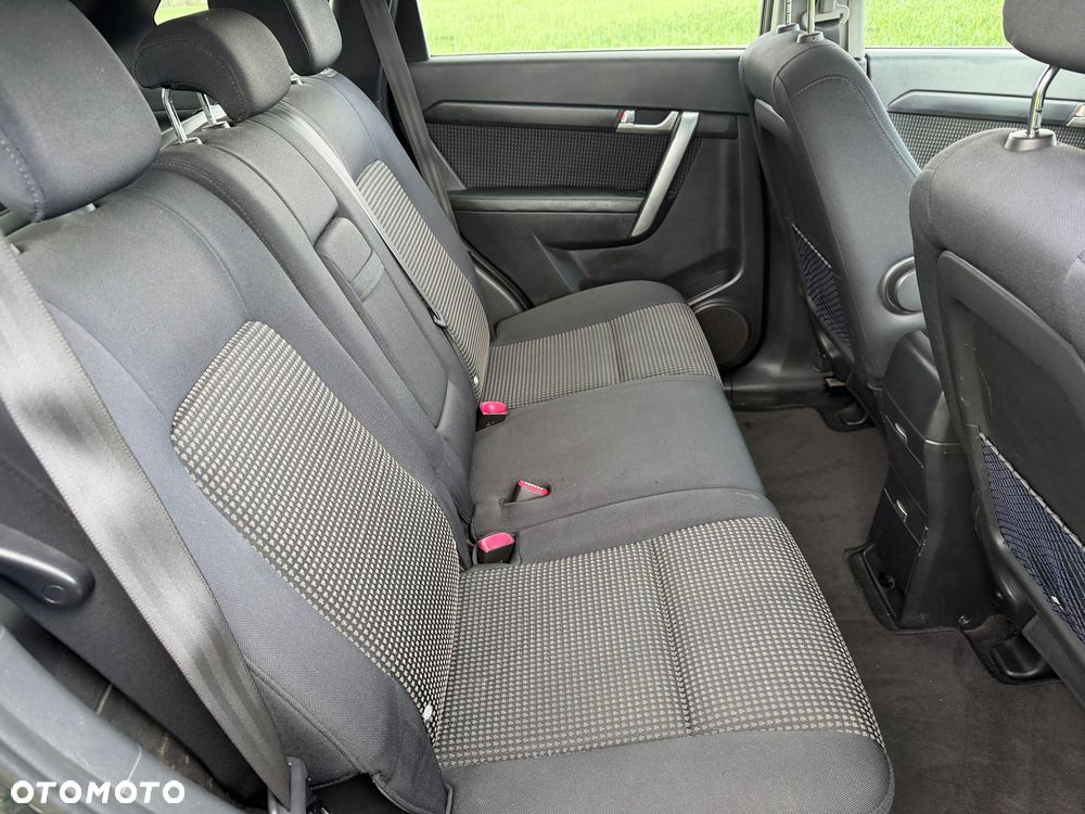Chevrolet Captiva 2.0 d LS - 13