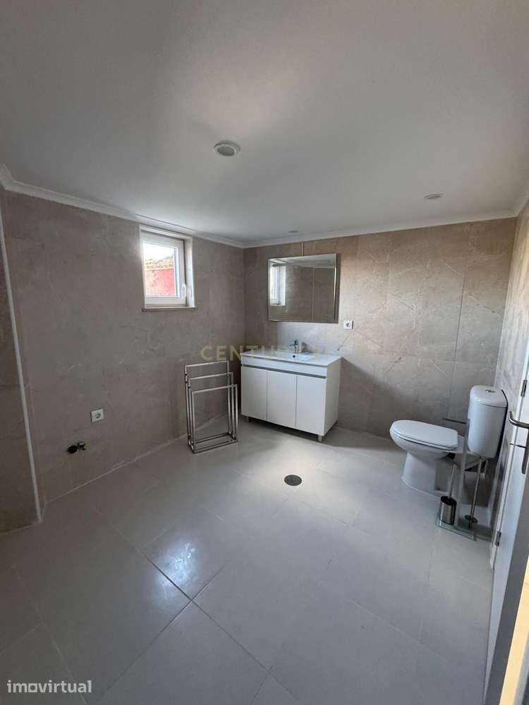 Apartamento T2 com Vista para a Montanha em Monte Bois Alcobaça - Grande imagem: 3/14
