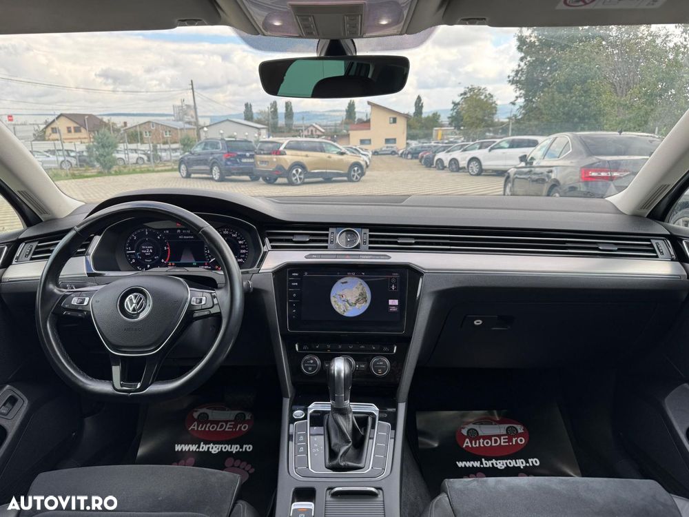 Volkswagen Passat - 8