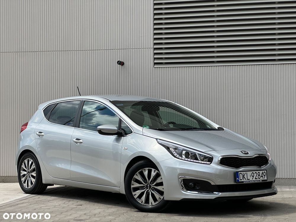 Kia Ceed 1.6 CRDi L Business Line - 2