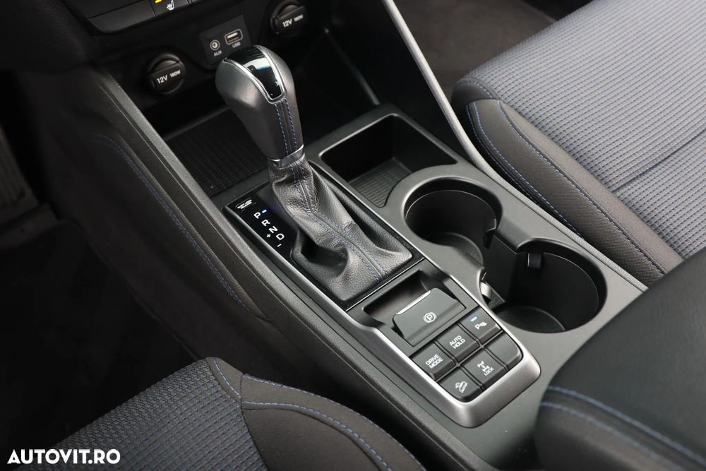 Hyundai Tucson 2.0 CRDI 4WD Automatik Premium - 25