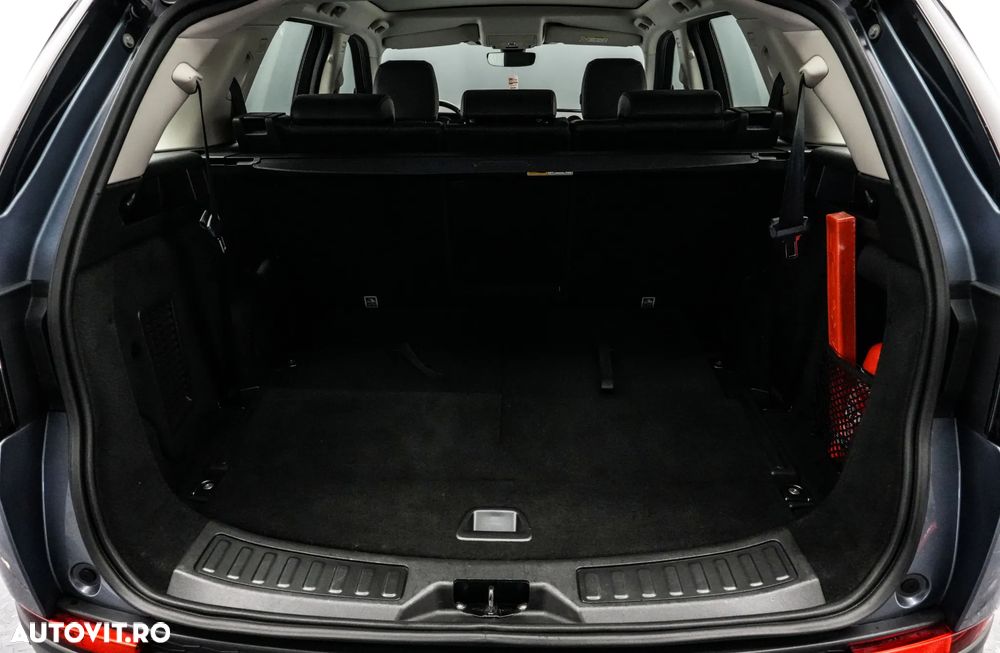 Land Rover Discovery Sport 2.0 P200 MHEV Urban Edition - 26