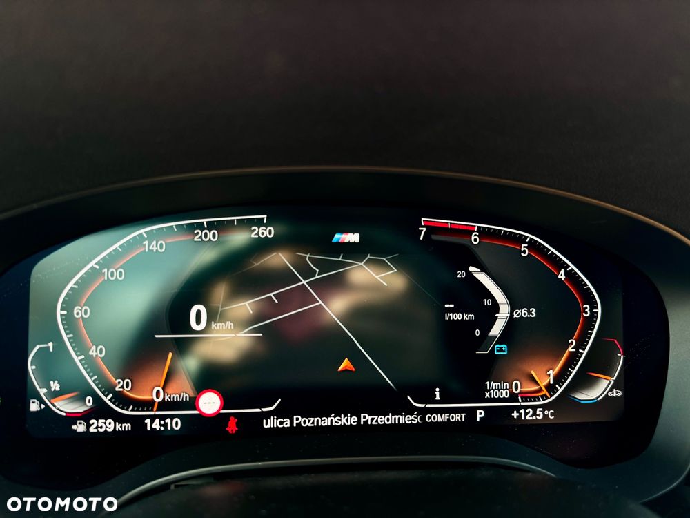 BMW Seria 5 530i Touring M Sport Edition - 21