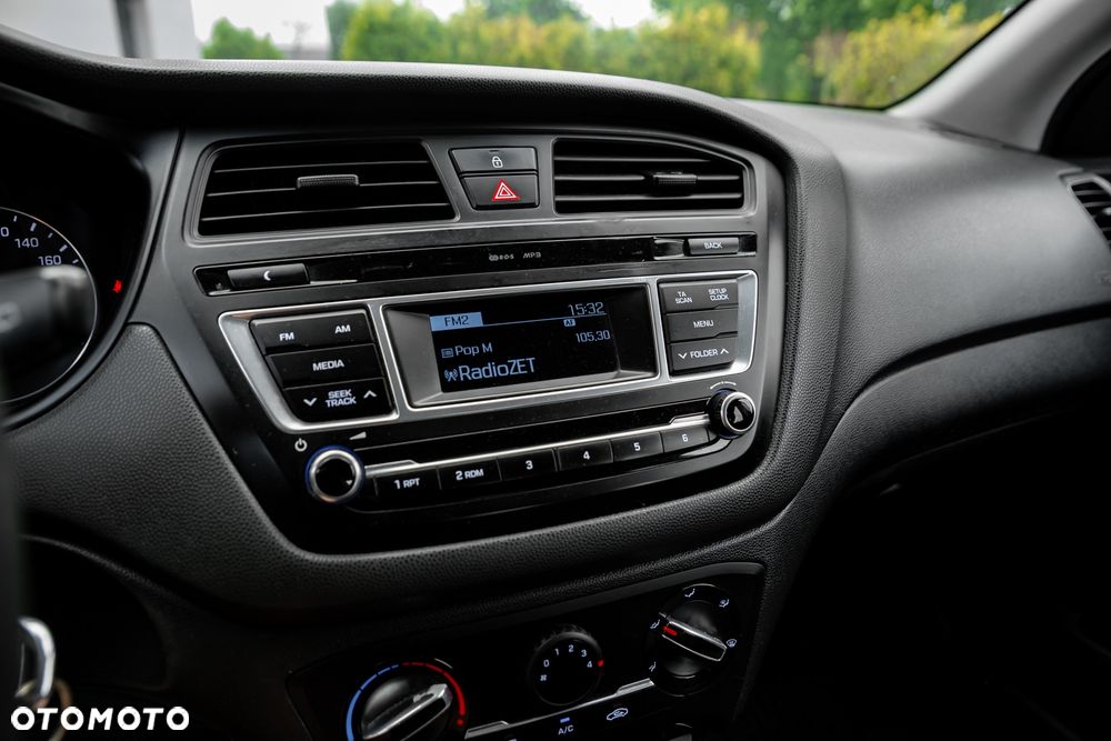 Hyundai i20 1.2 - 27