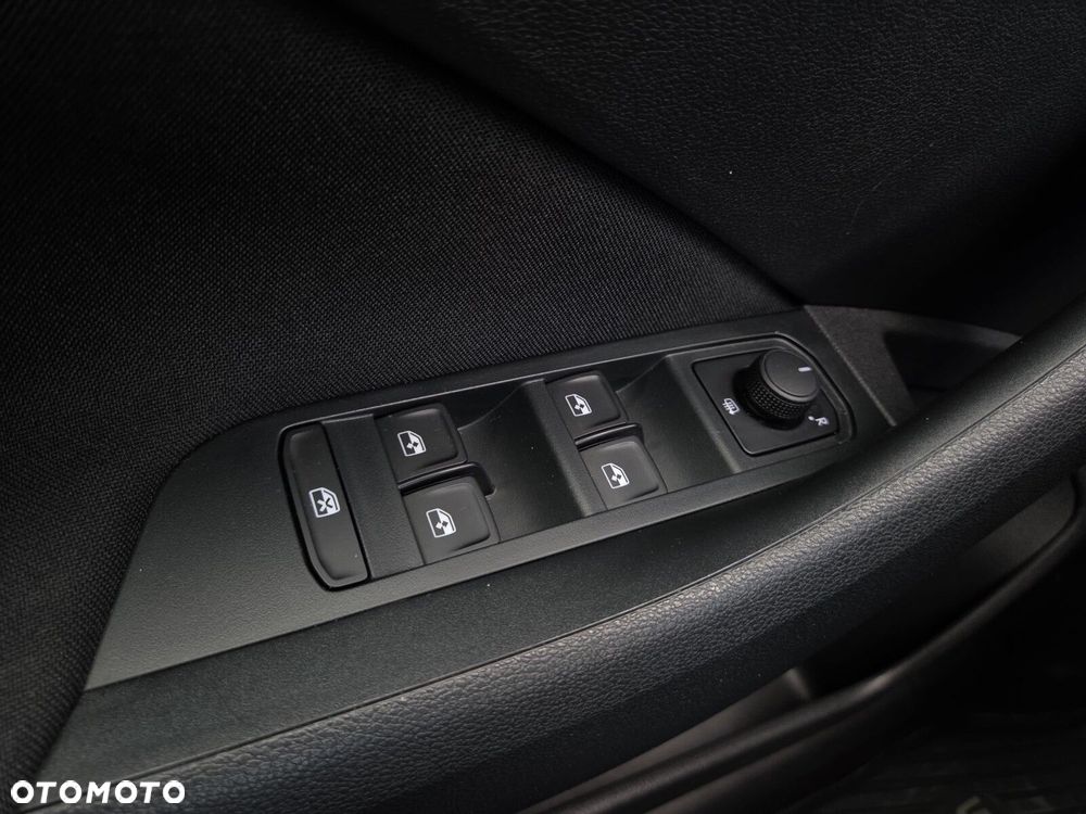 Skoda Scala 1.0 TSI Selection - 24