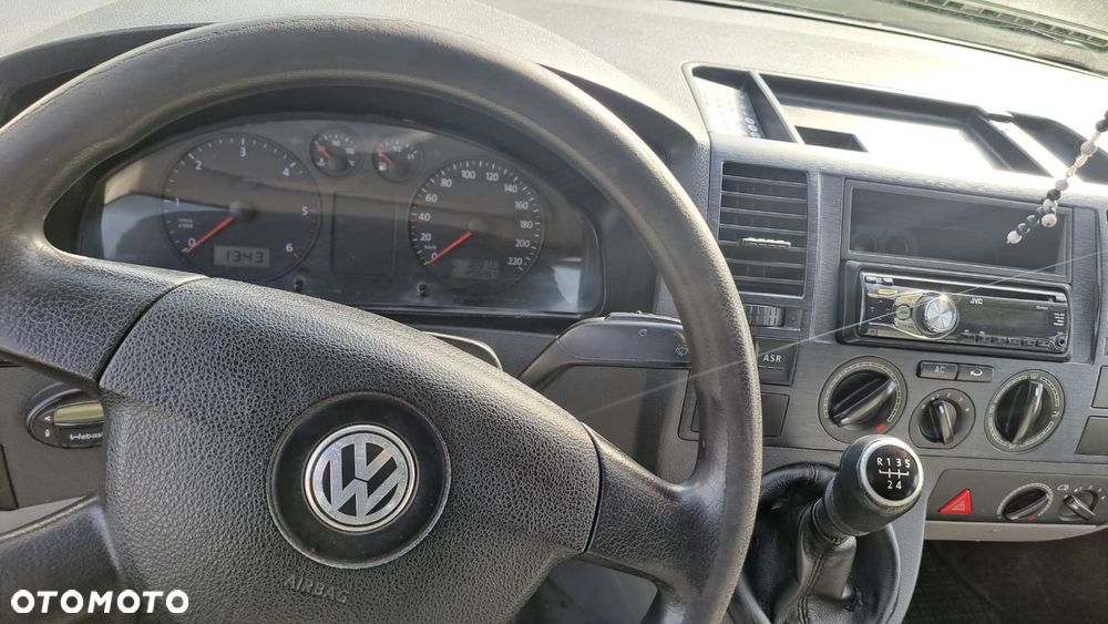 Volkswagen Transporter - 13