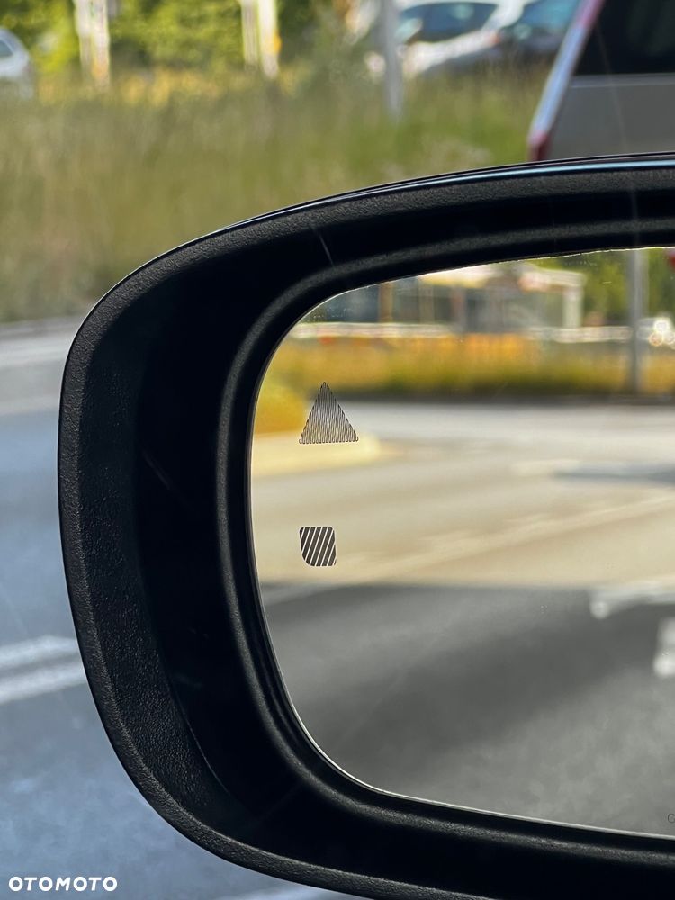 Dodge Charger Automatik SRT Hellcat - 26