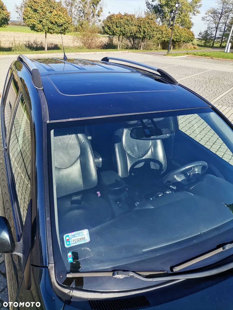 Toyota RAV4 2.2 D-4D X - 4