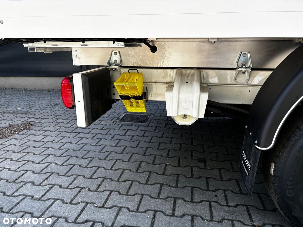 Volkswagen Crafter 35 2.0 TDI 163 KM L3H2 6bm 3m - 26