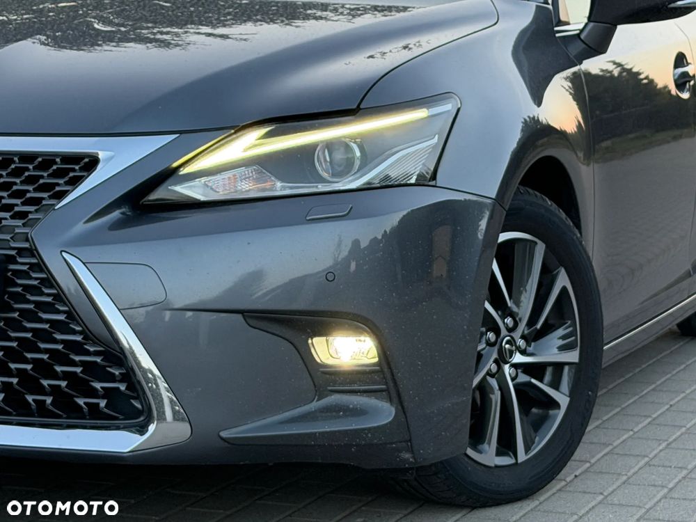 Lexus CT 200h Prestige - 27