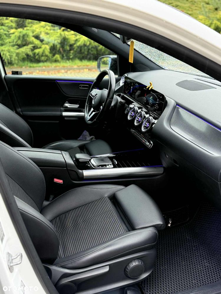 Mercedes-Benz Klasa B 200 d 8G-DCT - 11