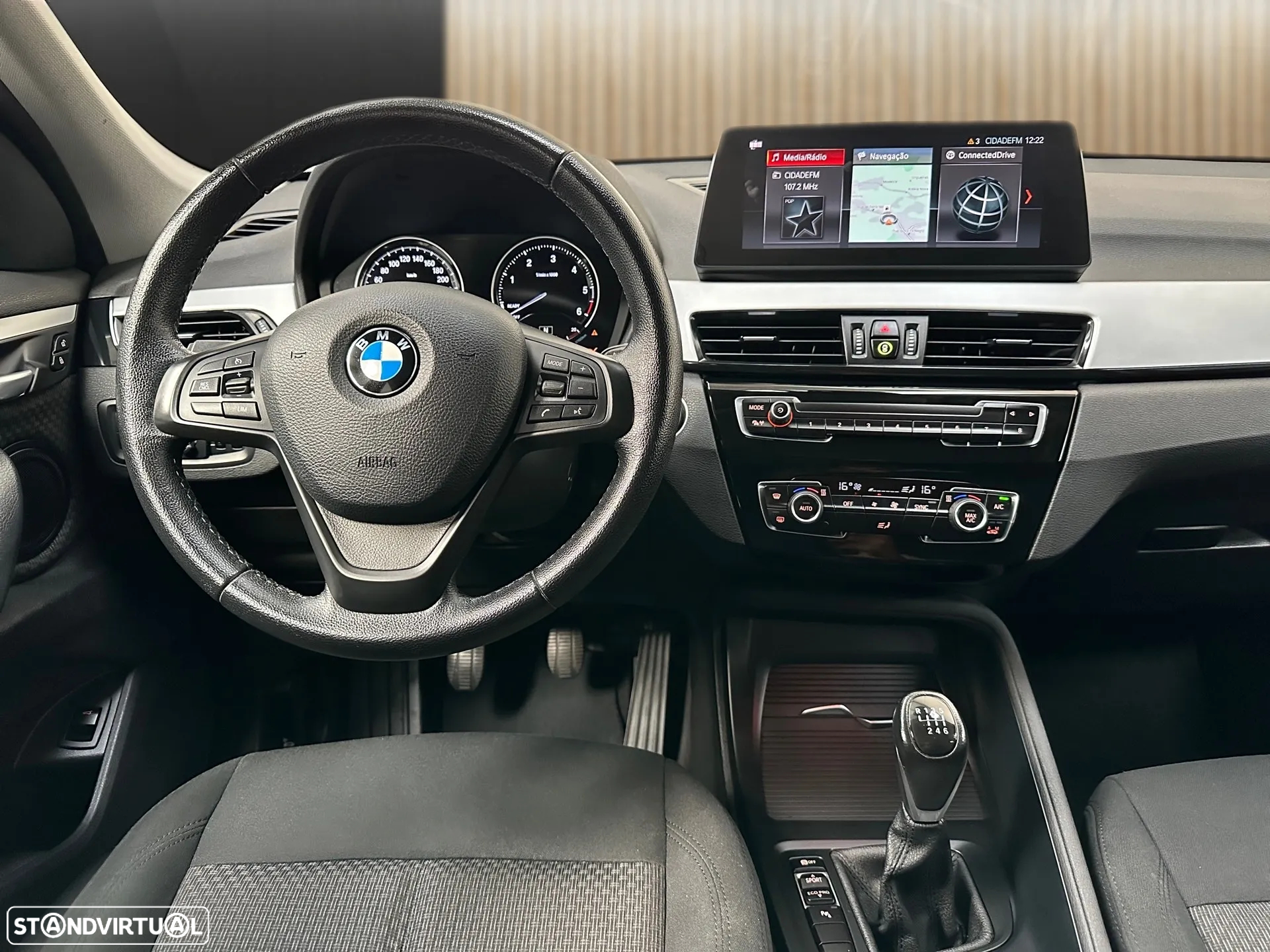 BMW X1 16 d sDrive Advantage - 9