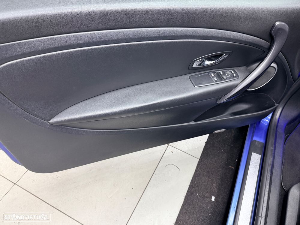 Renault Mégane Coupe - 17