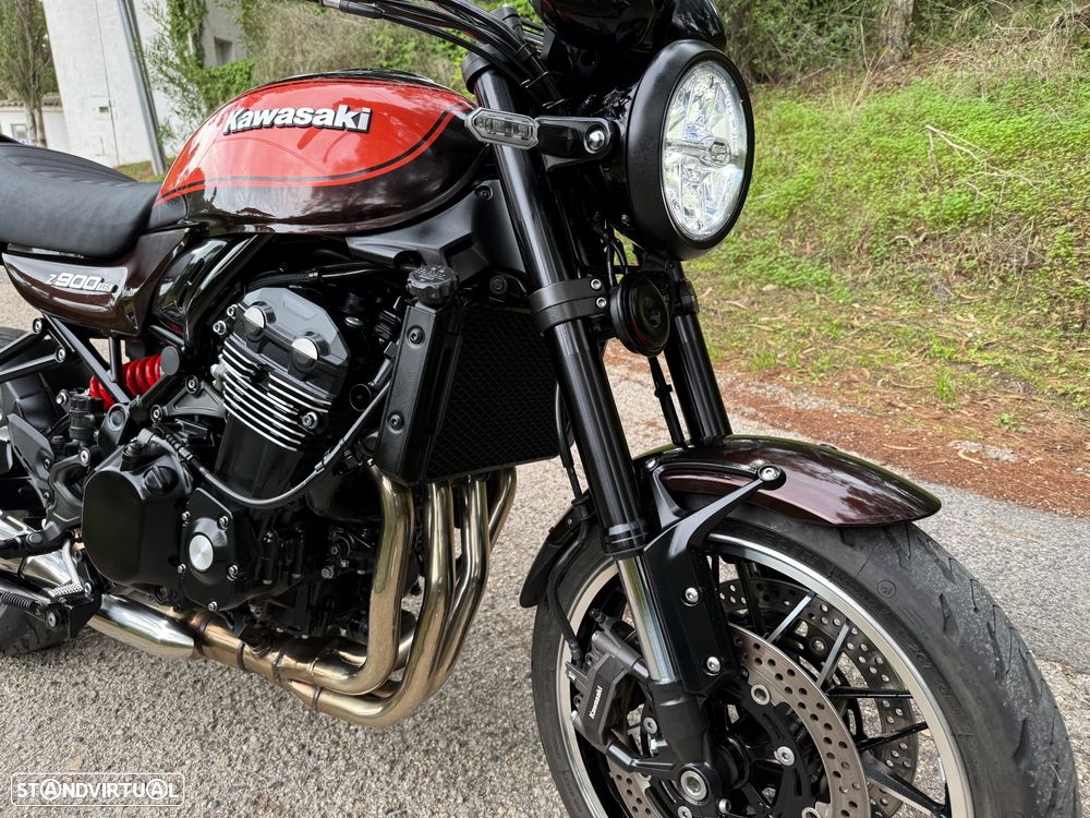 Kawasaki Z 900 RS - 15