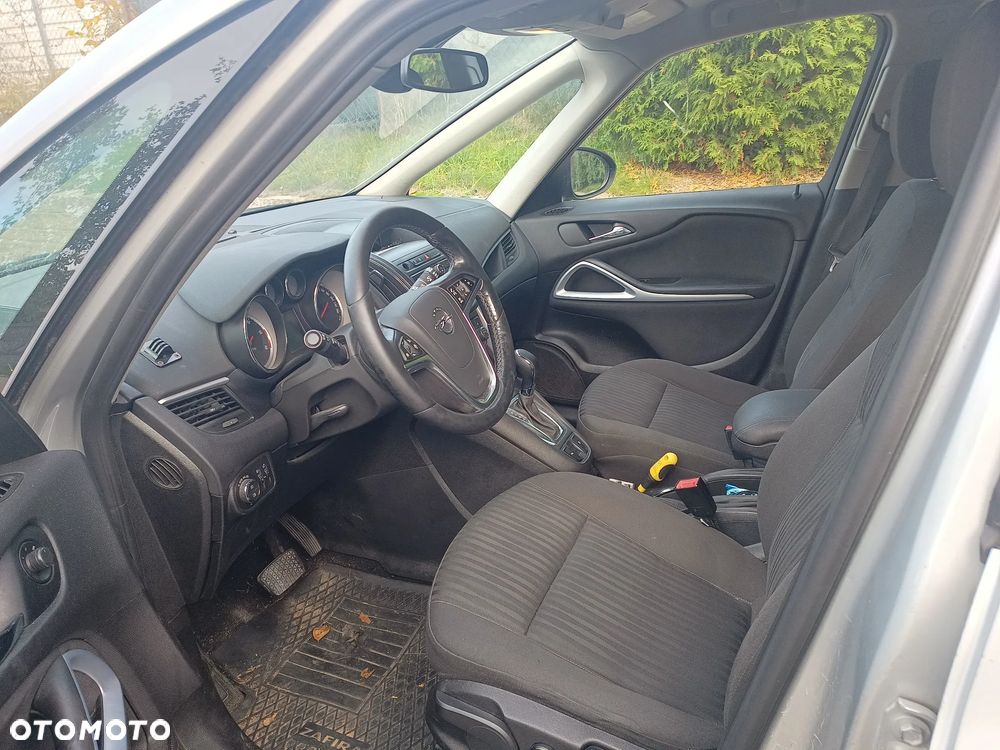 Opel Zafira 2015 photo 5