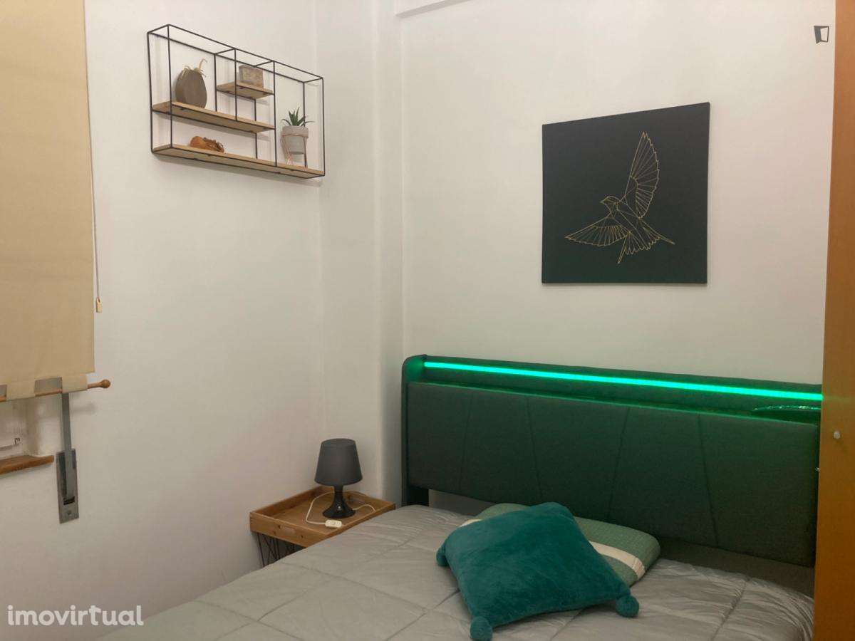 Quarto - localizado em Paço de Arcos Lisbon - Grande imagem: 4/9