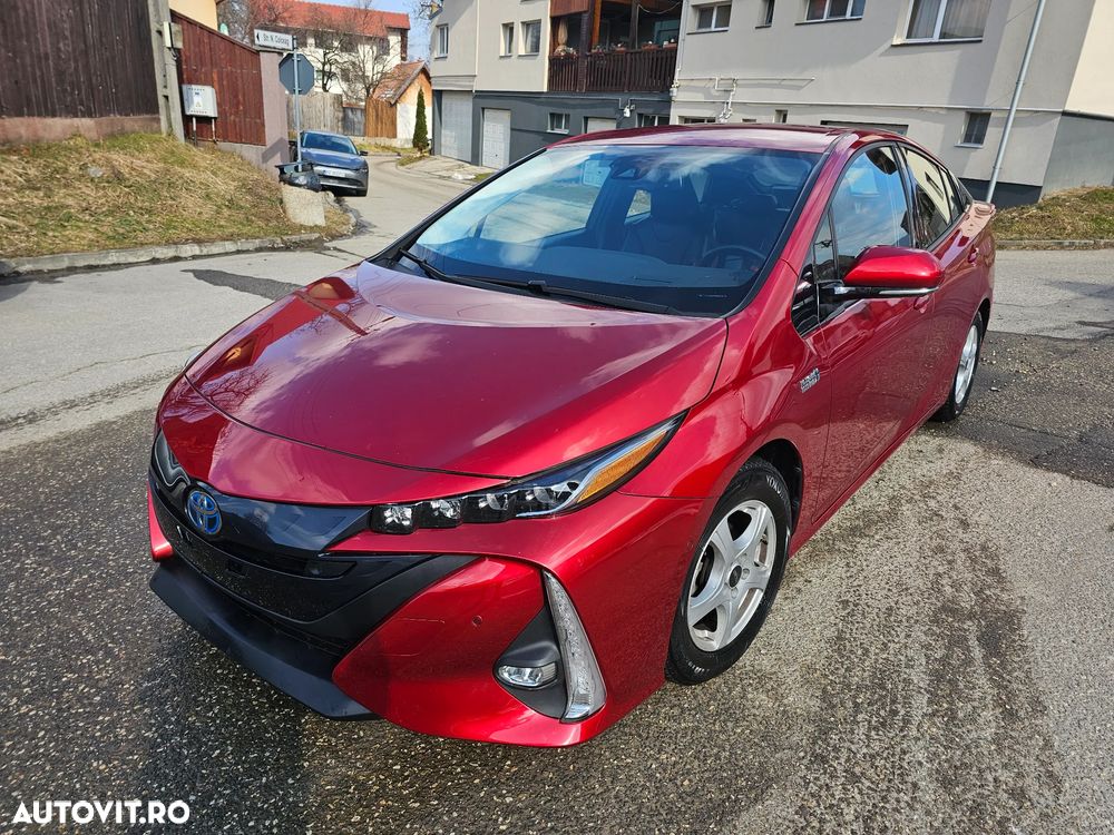 Toyota Prius 1.8 HSD Dynamic - 1