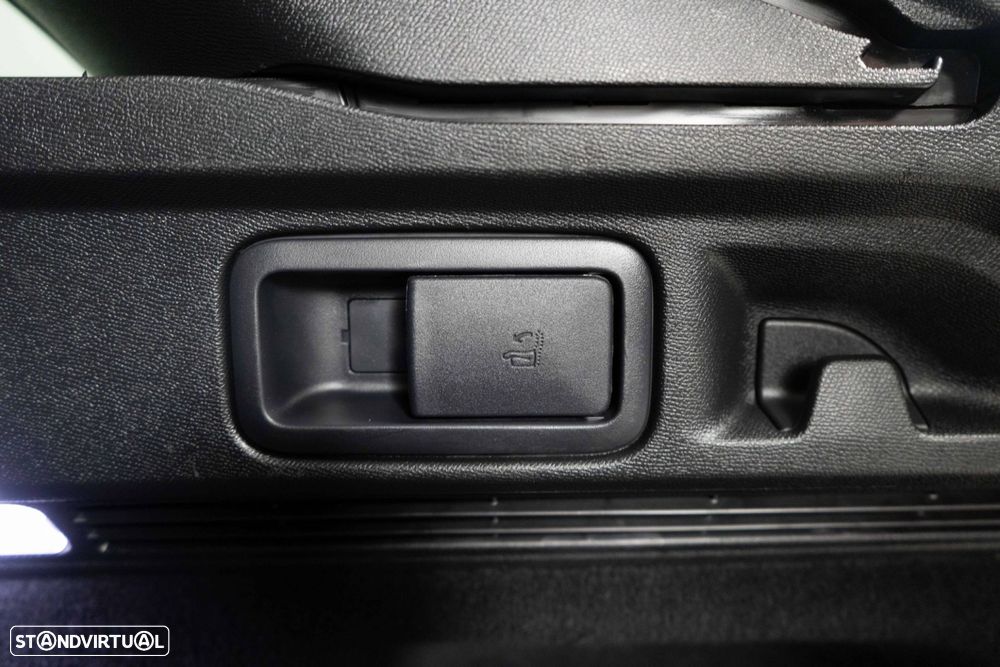 Peugeot 508 SW 1.6 Hybrid Allure e-EAT8 - 15