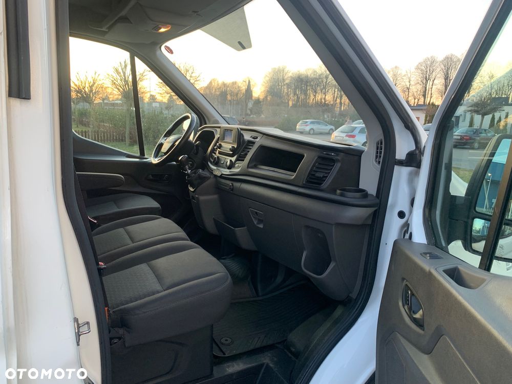Ford Transit - 17